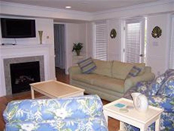 3rd image of 1000 Ocean Ave Fl 1