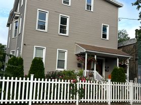 1605 Park Ave, Bridgeport, CT