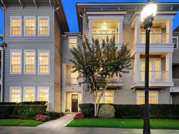 198 W Breezy Way, The Woodlands, TX 77380