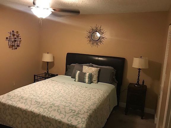 3rd image of 1269 SW 46th Ave APT 2404