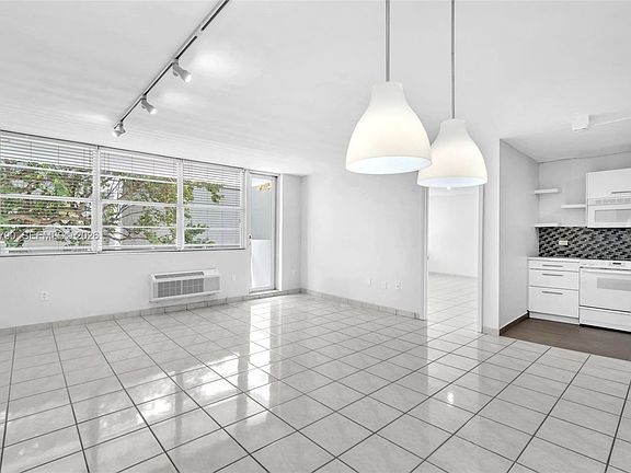 5th image of 5313 Collins Ave APT 204