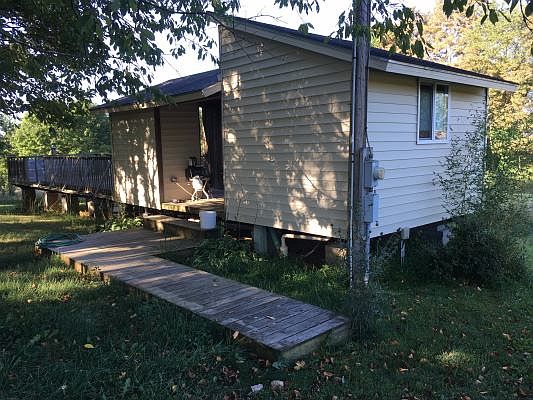 2nd image of 164 Grants Ln NE