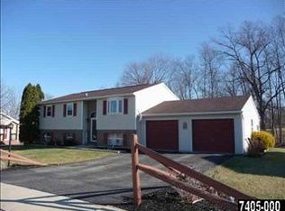 3679 Fox Chase Dr, Dover, PA 17315