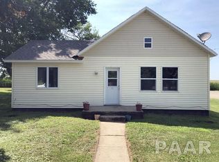 101 Adams St, La Rose, IL 61541