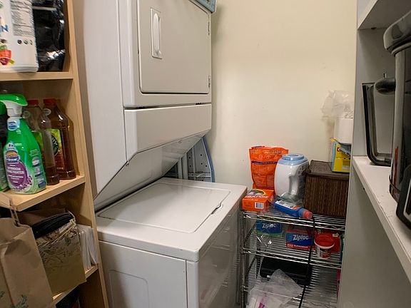 2nd image of 598 10th Ave APT 5F