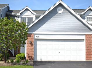 261 Eclipse Dr, Carol Stream, IL 60188