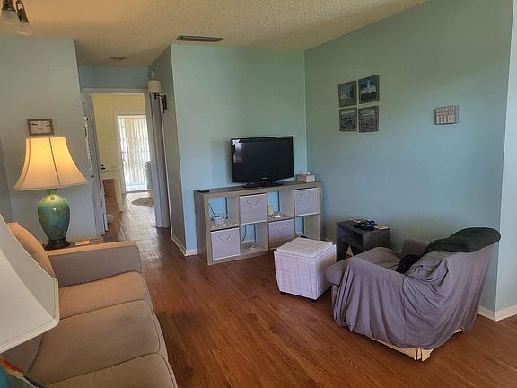 4th image of 2600 SE Ocean Blvd # Un #Bb12