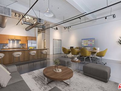 1130 S Flower St APT 208, Los Angeles, CA, 90015