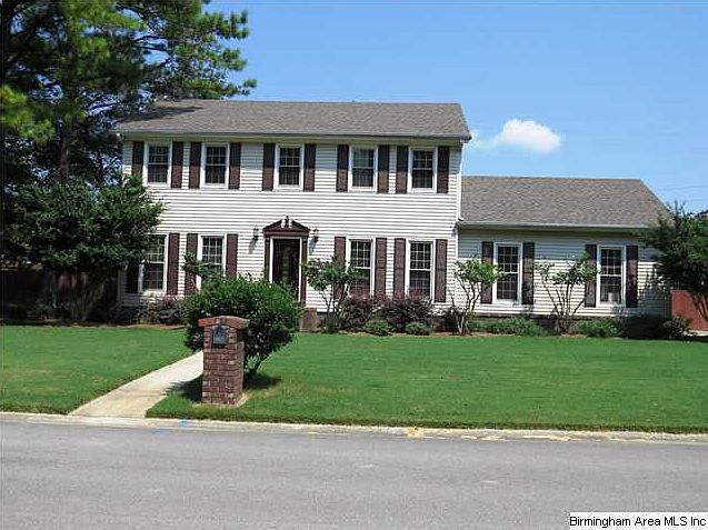 2nd image of 106 Cedar Cove Dr