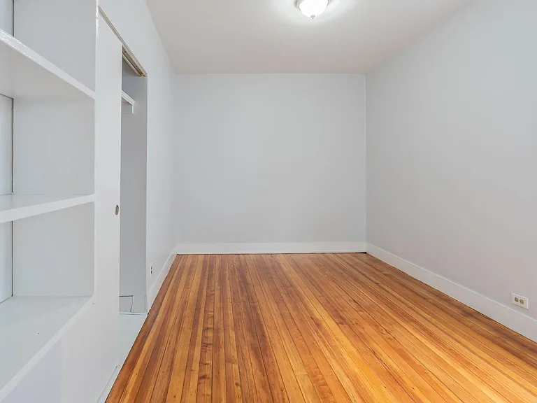 53 Saxton St #1 — Photo 7
