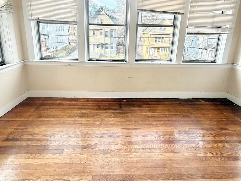 62 Fairfield St #2 — Photo 9