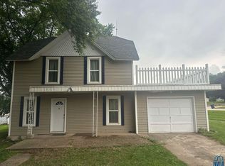 329 N Main St, Peterson, IA 51047