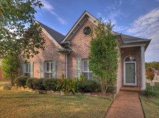 8670 Rogers Park Ave, Cordova, TN 38016