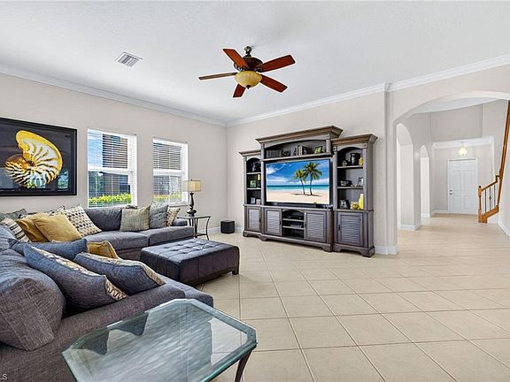 5th image of 2212 Vardin PL