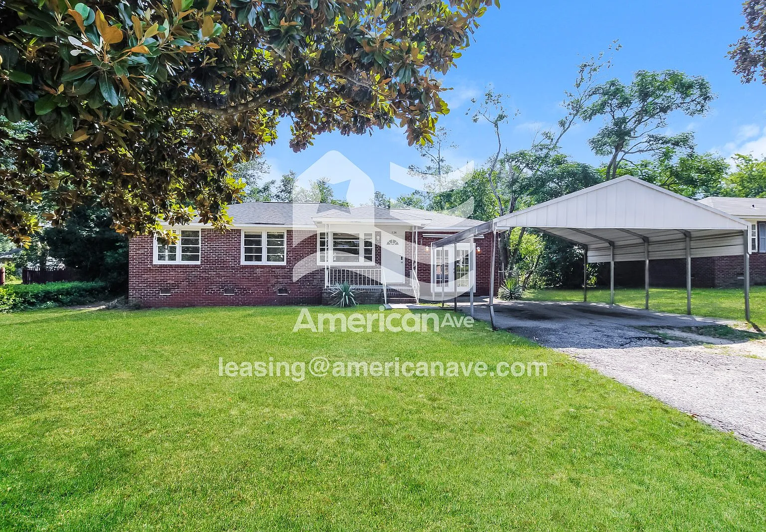 3 bed, 1.0 bath, 1176 sqft, $1,263 — Photo 1