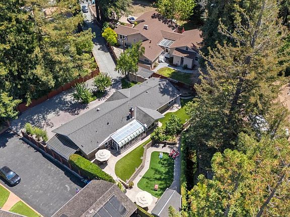 3rd image of 1650 Cordilleras Rd