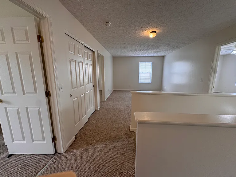 8175 Grant Park Ave — Photo 35
