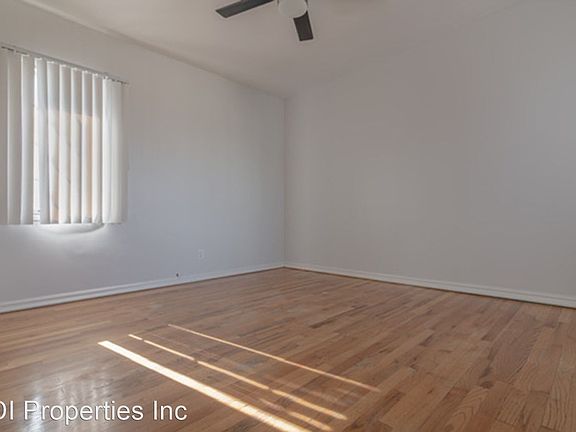 3rd image of 4042 S West Blvd #D