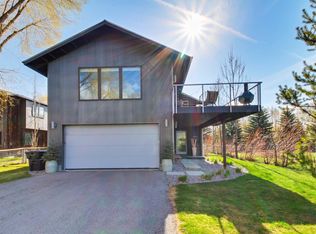 1490 N Old Schoolhouse Ln, Wilson, WY 83014
