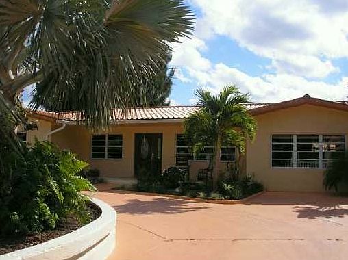 2nd image of 8520 SW 5th St