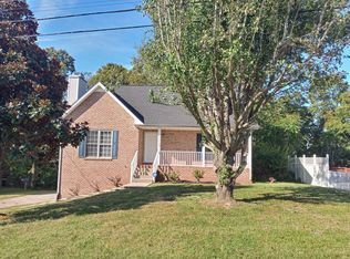 2575 Elkmont Dr, Clarksville, TN 37040