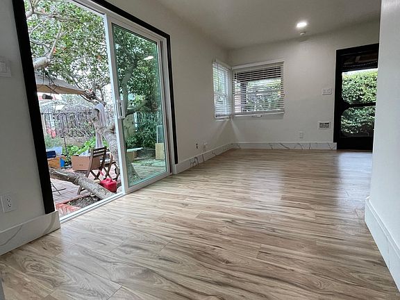 5th image of 3329 Lincoln Ave