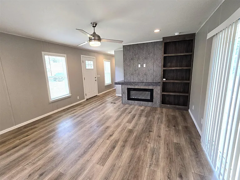 215 Buffalo Way — Photo 13