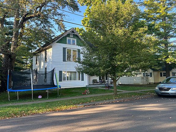 3rd image of 301 Lincoln Ave