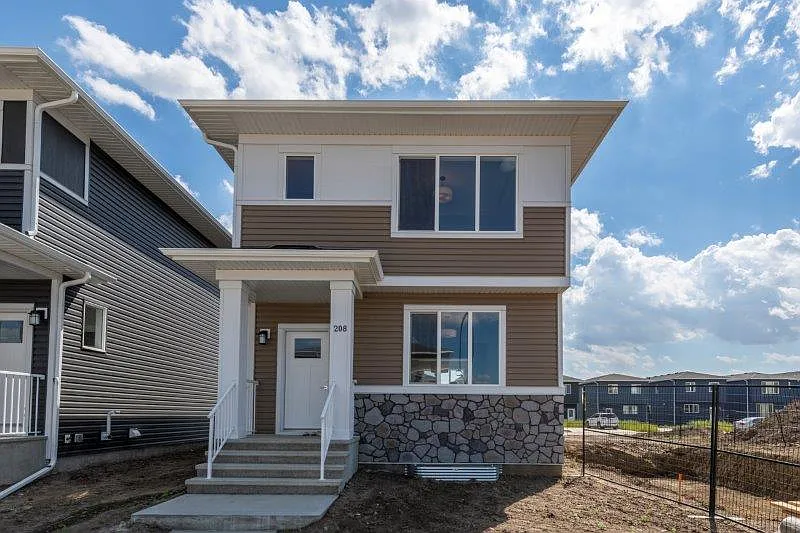 3 bed, 2.5 bath, 1464 sqft, $2,300 — Photo 1