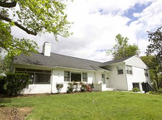 1069 Woodrow Ave, Waynesboro, VA 22980