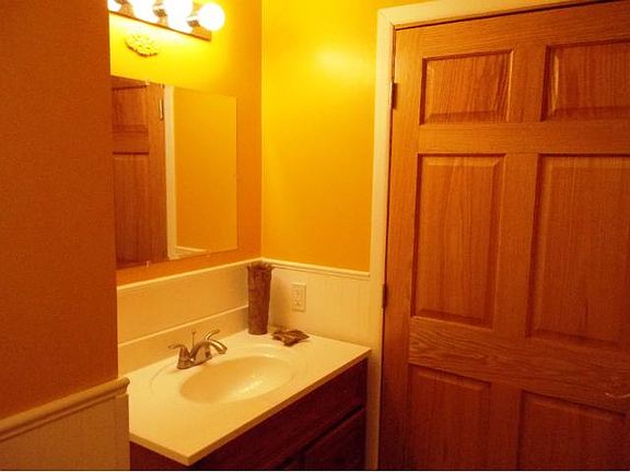 3rd image of 2705 Hamline Ave N