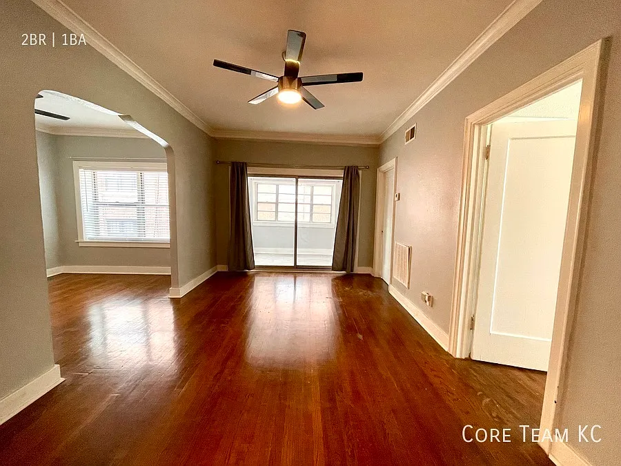 The Braemer Top Floor 2 Bedroom — Photo 3