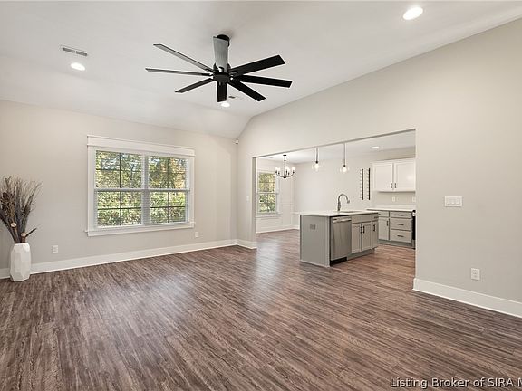2nd image of 5670 Covington Drive