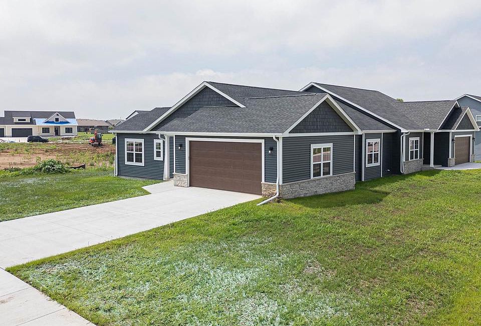 1st image of 889 Red Hawk Drive