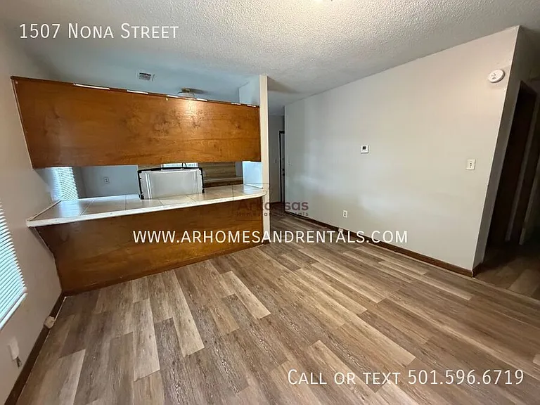 1507 Nona St — Photo 2