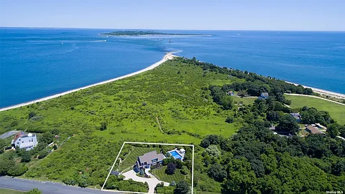 300 Latham Ln Photo 1