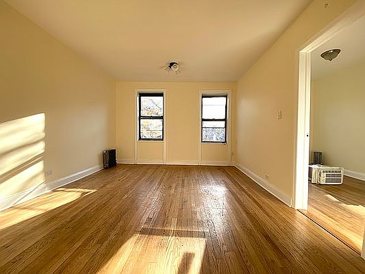 1st image of 336 E 20th St #4R