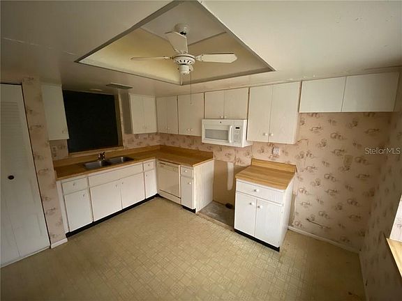 5th image of 19029 Us Highway 19 N APT 24B