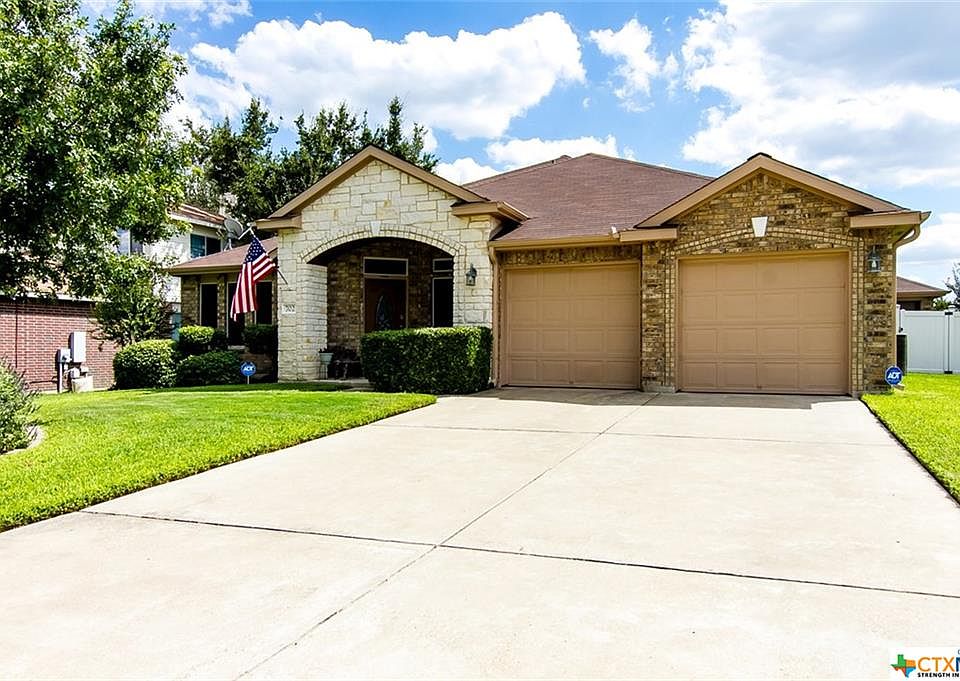 1st image of 702 Cattail Cir