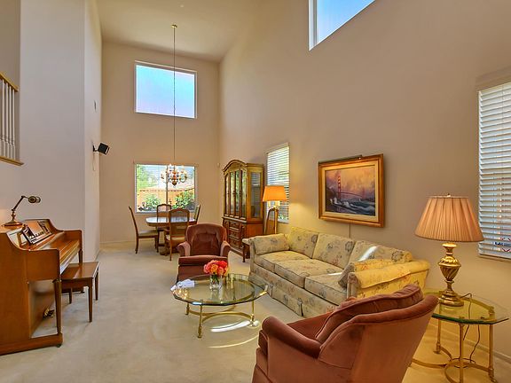 2nd image of 41218 Essex Ct