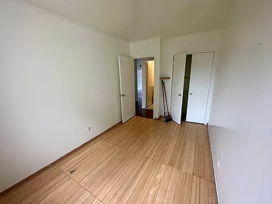 Rented by Premier Metro Realty Corp | media 25