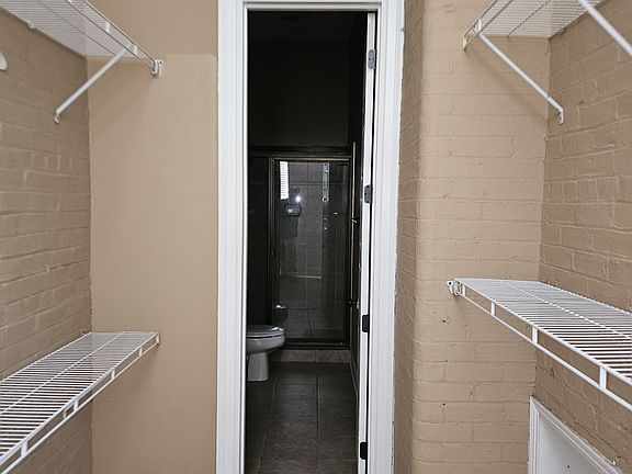 4th image of 255 Warner St Unit 102