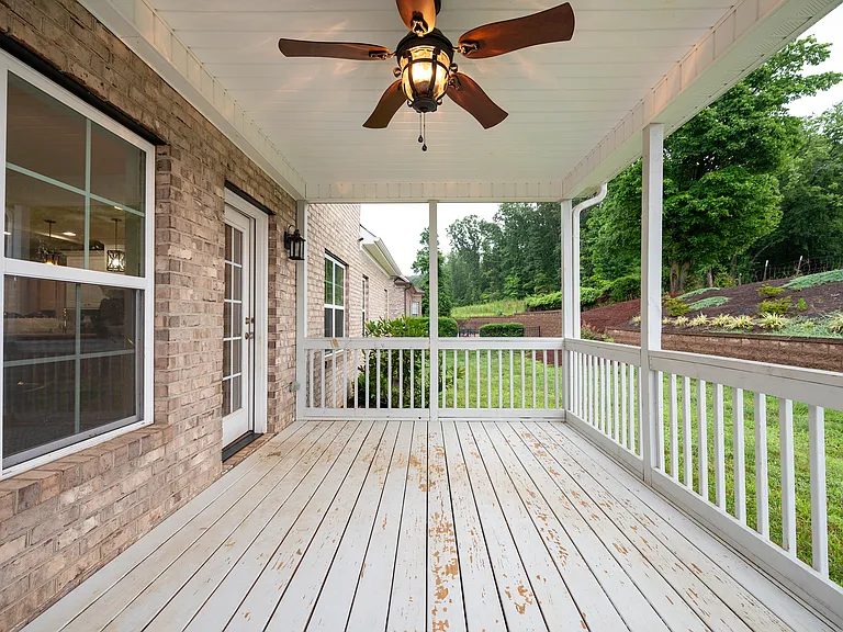 490 Lotus Ct — Photo 39
