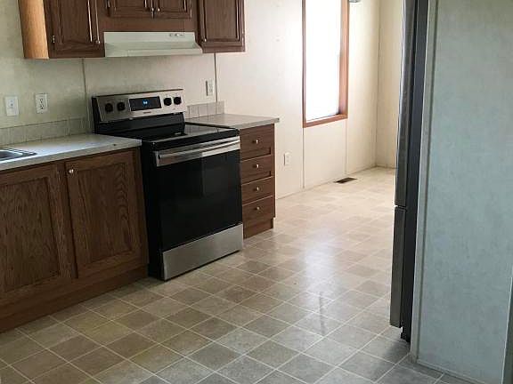 2nd image of 126 Stewart Ln #26