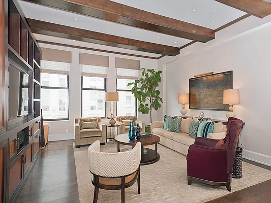 Sold by Sotheby's International Realty | media 2