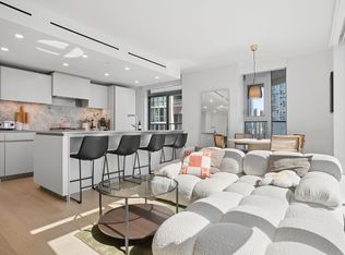 889 Pacific St #902, Vancouver, BC V6Z 1C3