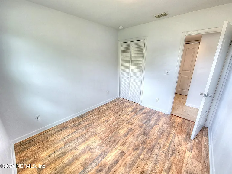 3919 Skycrest Dr — Photo 13