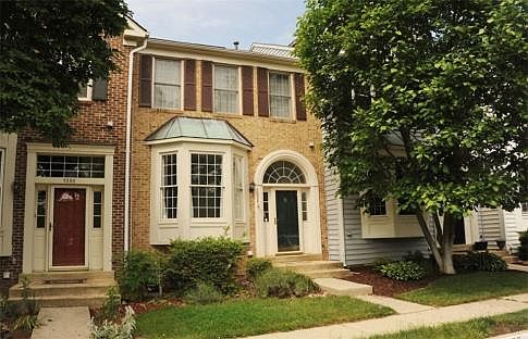 1st image of 7028 Darby Towne Ct