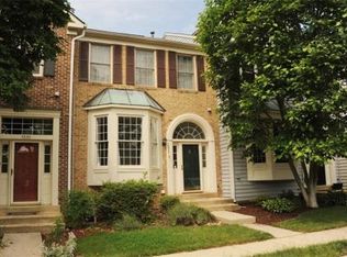 7028 Darby Towne Ct, Alexandria, VA 22315