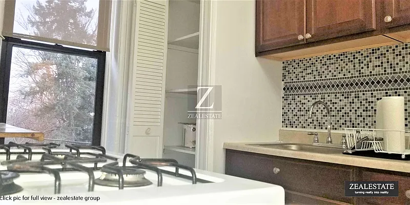 Rented by ZealEstate Group Inc | media 14